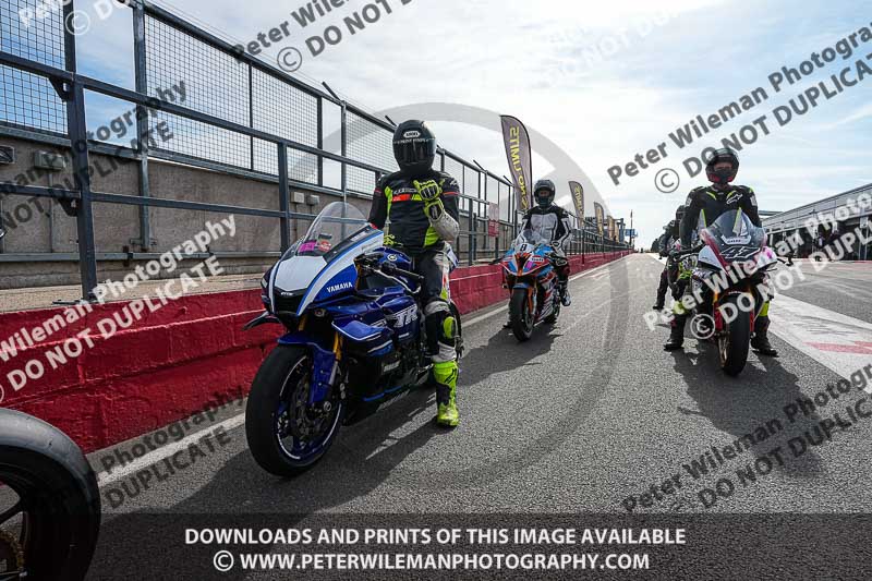 donington no limits trackday;donington park photographs;donington trackday photographs;no limits trackdays;peter wileman photography;trackday digital images;trackday photos